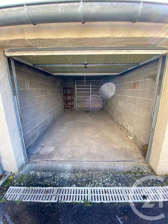 Parking &agrave; louer - 15 m2 - Jarny - 54 - LORRAINE