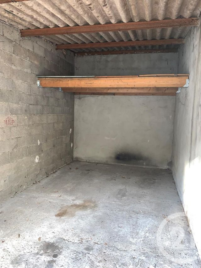 Parking &agrave; louer - 16 m2 - Metz - 57 - LORRAINE