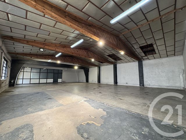 Local commercial à louer - 300.0 m2 - 57 - Moselle