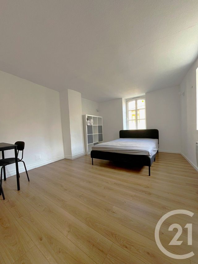 Appartement F1 &agrave; louer - 1 pi&egrave;ce - 27,28 m2 - Metz - 57 - LORRAINE