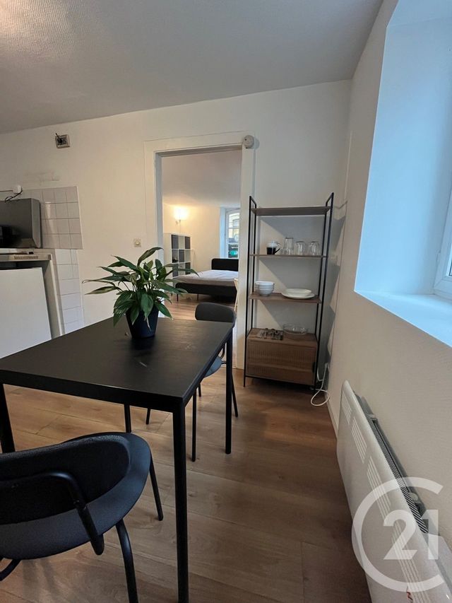 Appartement F1 &agrave; louer - 1 pi&egrave;ce - 27,28 m2 - Metz - 57 - LORRAINE
