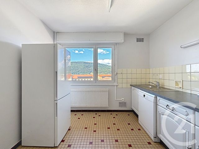 Appartement F3 &agrave; louer - 3 pi&egrave;ces - 87,56 m2 - Remiremont - 88 - LORRAINE