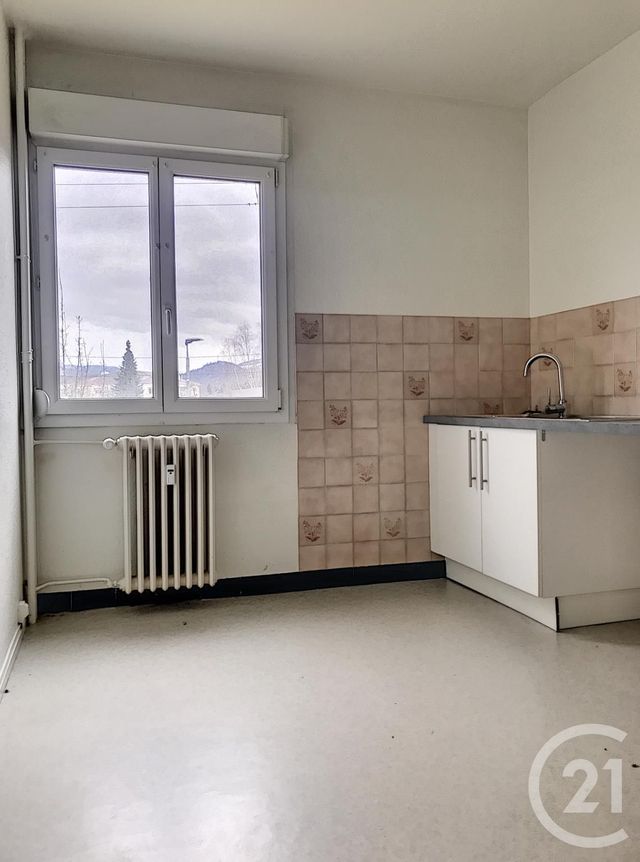 Appartement F3 à vendre - 3 pièces - 68 m2 - Le Thillot - 88 - LORRAINE