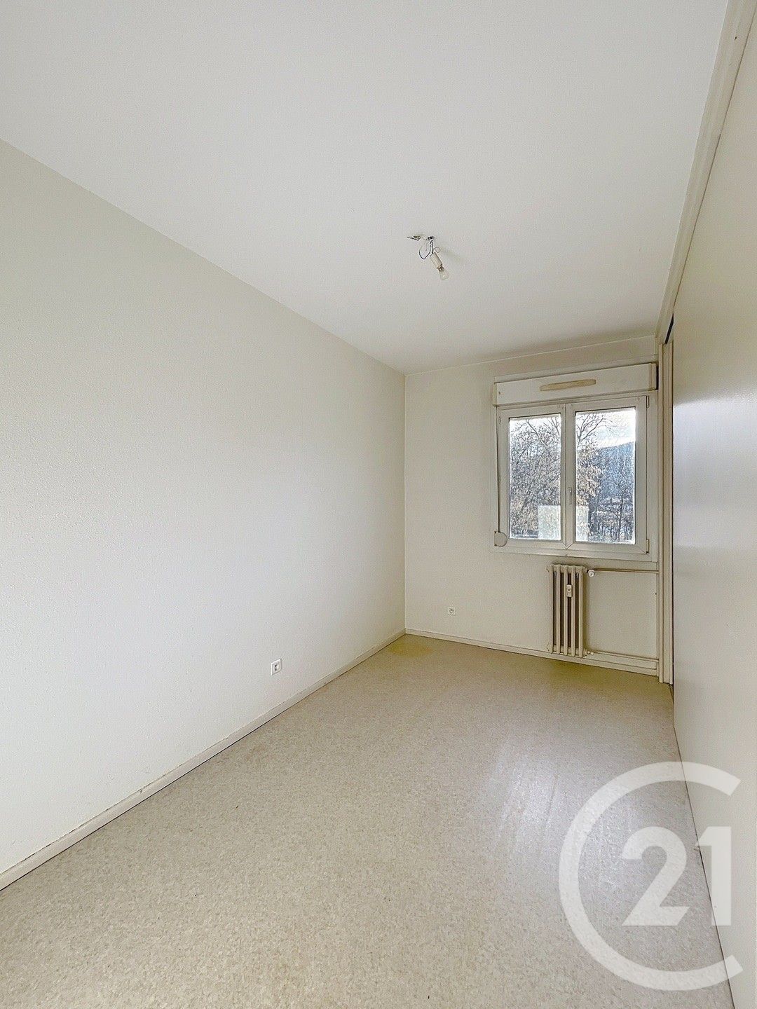 Appartement F4 à vendre - 4 pièces - 66 m2 - Le Thillot - 88 - LORRAINE — 5