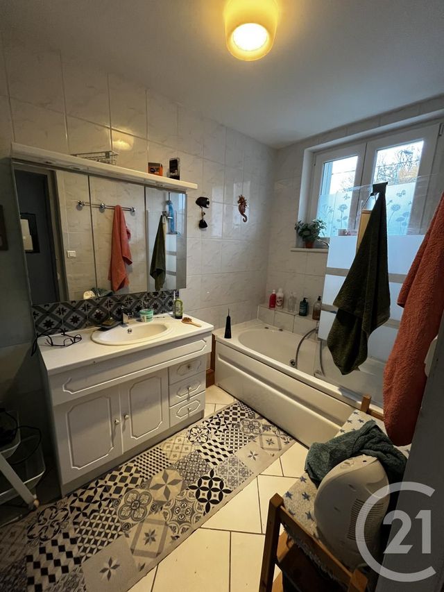 Appartement F3 à vendre - 3 pièces - 81,25 m2 - Rupt Sur Moselle - 88 - LORRAINE