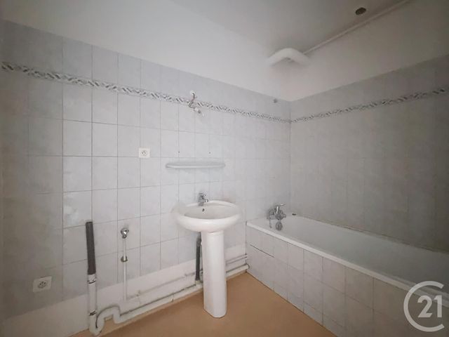 Appartement F3 à vendre - 3 pièces - 60,89 m2 - Plombieres Les Bains - 88 - LORRAINE