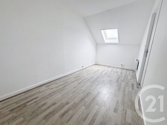 Appartement F1 à louer - 2 pièces - 27,99 m2 - Remiremont - 88 - LORRAINE
