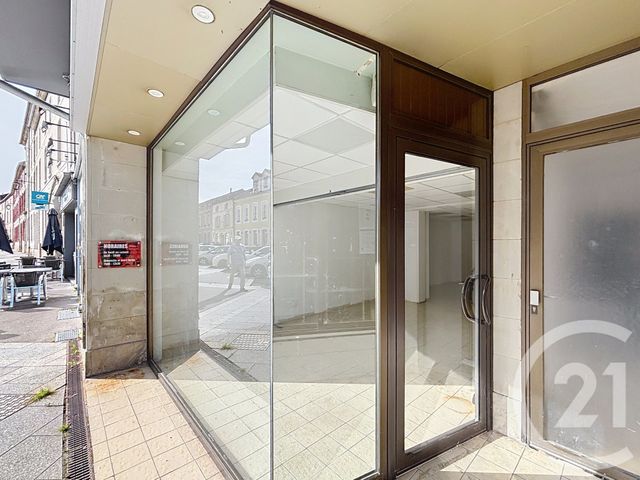Local commercial à louer - 83.94 m2 - 88 - Vosges