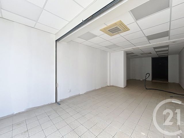 Local commercial à louer - 83.94 m2 - 88 - Vosges