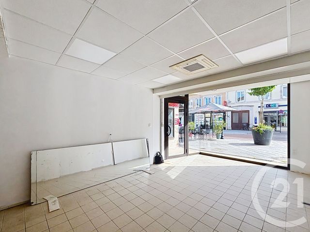 Local commercial à louer - 83.94 m2 - 88 - Vosges
