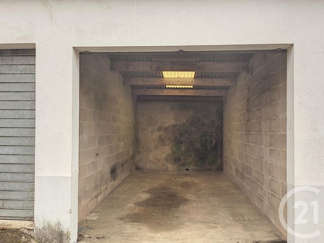 Parking &agrave; louer - 12 m2 - Le Syndicat - 88 - LORRAINE