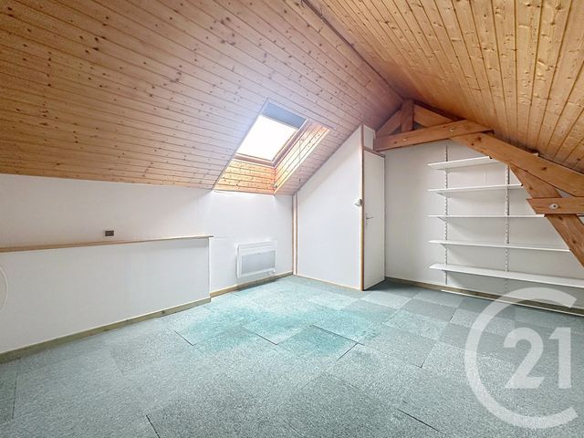 Maison &agrave; louer - 4 pi&egrave;ces - 75,12 m2 - Remiremont - 88 - LORRAINE