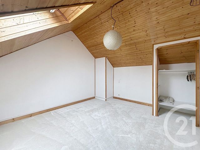 Maison &agrave; louer - 4 pi&egrave;ces - 75,12 m2 - Remiremont - 88 - LORRAINE