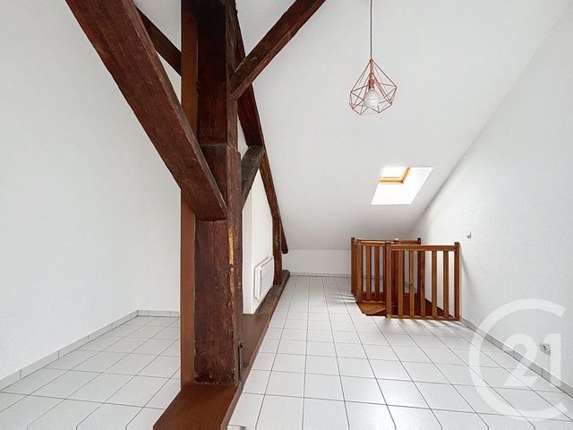 Appartement F2 &agrave; louer - 2 pi&egrave;ces - 53,56 m2 - Remiremont - 88 - LORRAINE