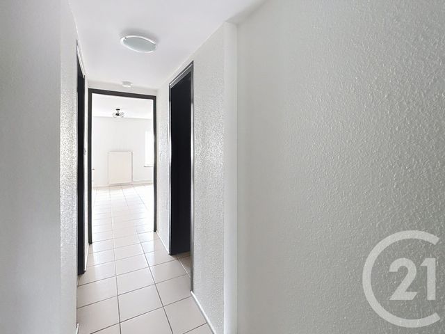 Appartement F2 &agrave; louer - 2 pi&egrave;ces - 53,56 m2 - Remiremont - 88 - LORRAINE
