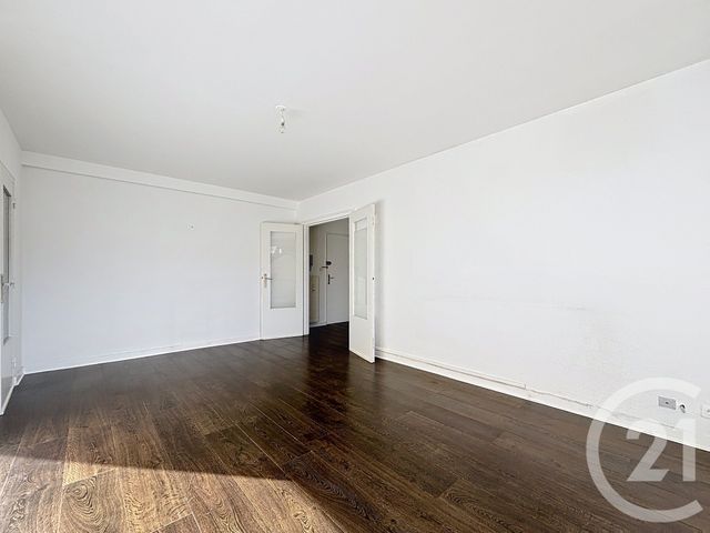 Appartement F3 &agrave; louer - 3 pi&egrave;ces - 65 m2 - Remiremont - 88 - LORRAINE