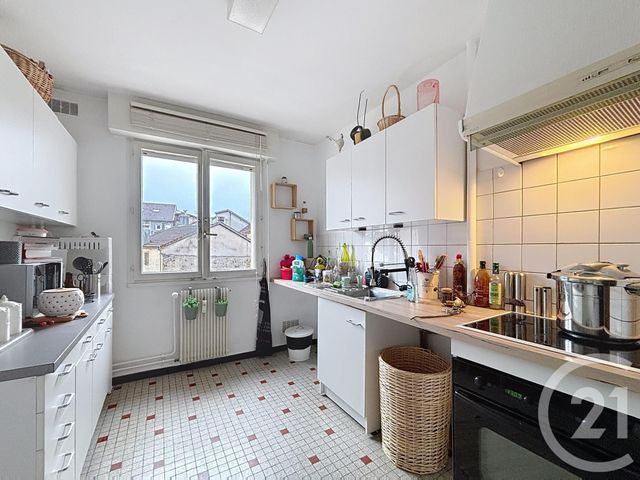 Appartement F3 &agrave; louer - 3 pi&egrave;ces - 65 m2 - Remiremont - 88 - LORRAINE