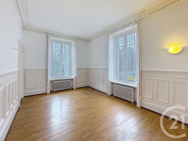 Appartement F4 à louer - 4 pièces - 178,52 m2 - Remiremont - 88 - LORRAINE