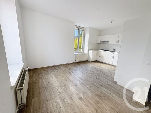 Appartement F3 à louer - 3 pièces - 79,46 m2 - Remiremont - 88 - LORRAINE