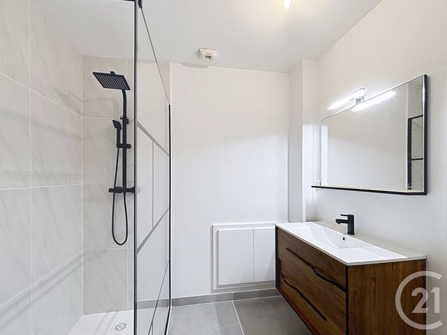 Appartement F5 à louer - 5 pièces - 91 m2 - Le Thillot - 88 - LORRAINE