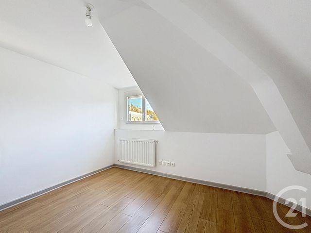 Appartement F5 à louer - 5 pièces - 91 m2 - Le Thillot - 88 - LORRAINE