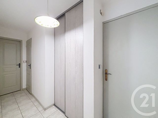 Appartement Studio à louer - 1 pièce - 33,06 m2 - Remiremont - 88 - LORRAINE