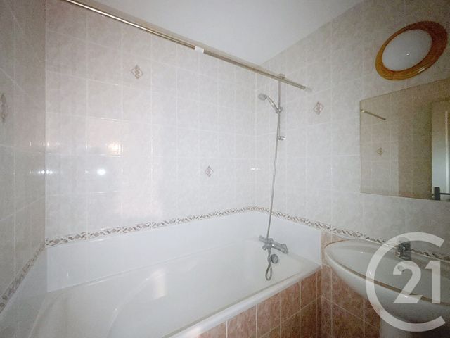 Appartement Studio à louer - 1 pièce - 33,06 m2 - Remiremont - 88 - LORRAINE