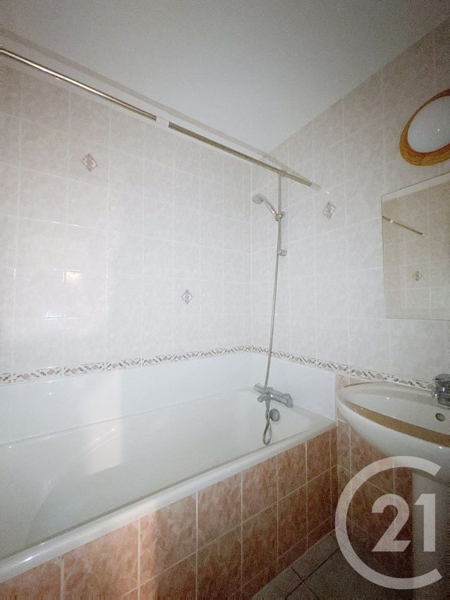 Appartement Studio à louer - 1 pièce - 33,06 m2 - Remiremont - 88 - LORRAINE