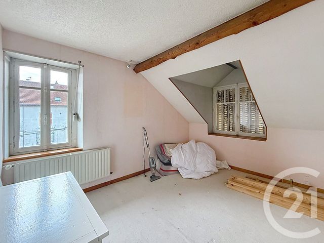 Appartement &agrave; vendre - 5 pi&egrave;ces - 96,14 m2 - Remiremont - 88 - LORRAINE