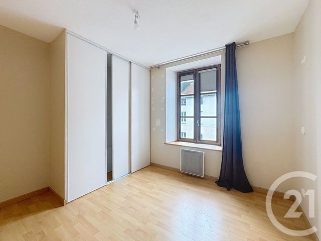 Appartement F4 à louer - 4 pièces - 71,92 m2 - Remiremont - 88 - LORRAINE