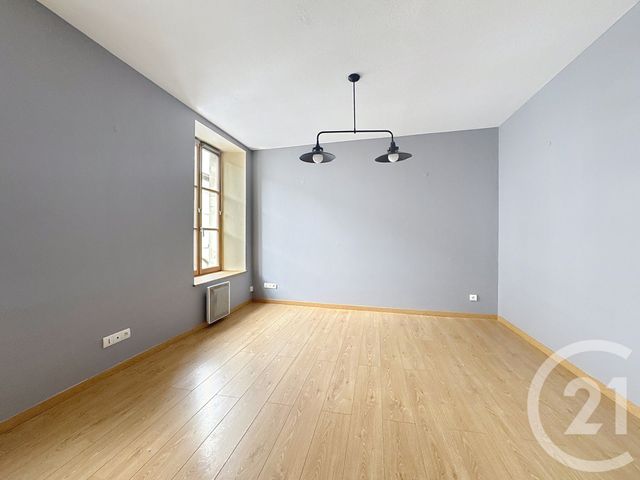 Appartement F4 à louer - 4 pièces - 71,92 m2 - Remiremont - 88 - LORRAINE