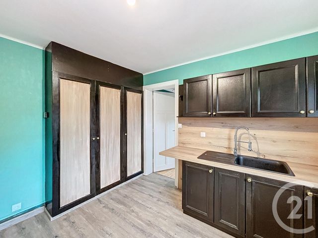 Appartement F3 à louer - 3 pièces - 71,97 m2 - Remiremont - 88 - LORRAINE