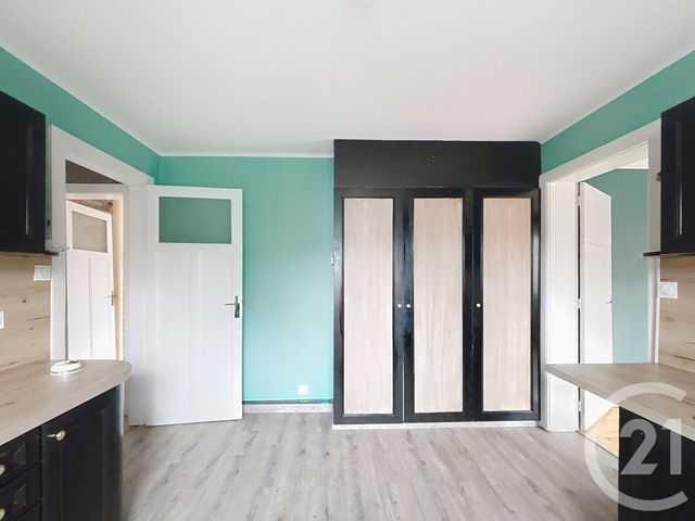 Appartement F3 &agrave; louer - 3 pi&egrave;ces - 71,97 m2 - Remiremont - 88 - LORRAINE
