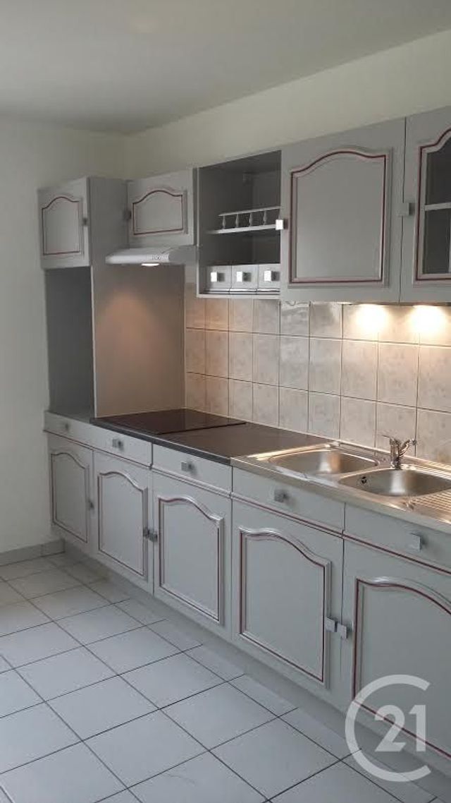 Appartement F3 à louer - 3 pièces - 87,58 m2 - Epinal - 88 - LORRAINE