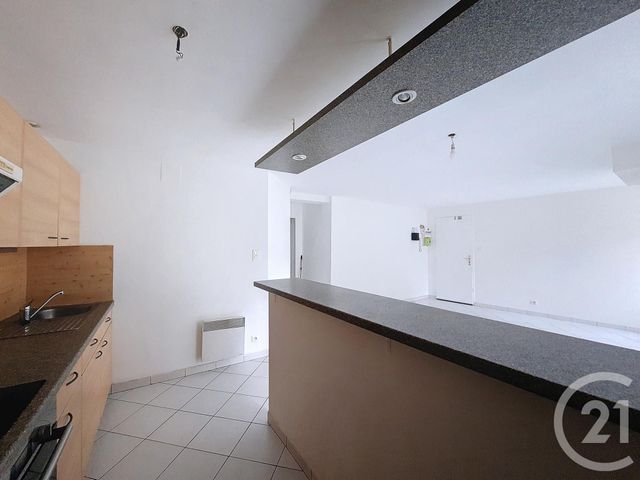 Appartement F2 &agrave; louer - 2 pi&egrave;ces - 45,72 m2 - Remiremont - 88 - LORRAINE