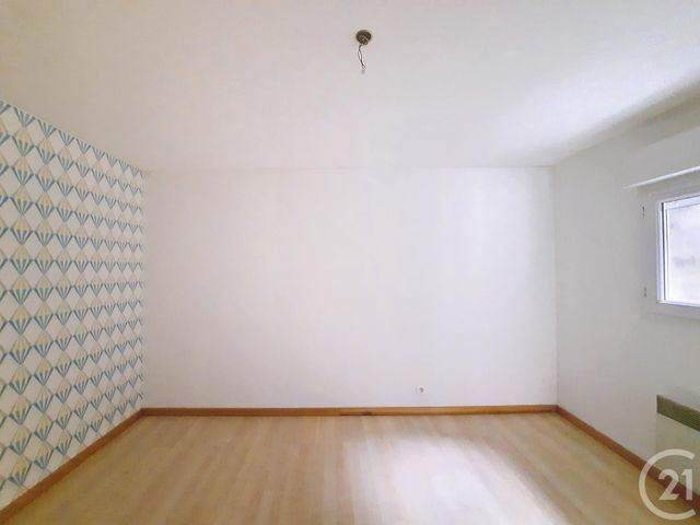 Appartement F2 &agrave; louer - 2 pi&egrave;ces - 45,72 m2 - Remiremont - 88 - LORRAINE