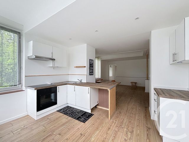 Appartement F2 &agrave; louer - 2 pi&egrave;ces - 50 m2 - Cornimont - 88 - LORRAINE