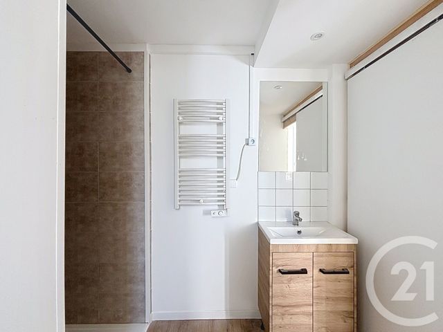 Appartement F2 &agrave; louer - 2 pi&egrave;ces - 50 m2 - Cornimont - 88 - LORRAINE