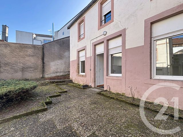Appartement F2 &agrave; louer - 2 pi&egrave;ces - 39,83 m2 - Remiremont - 88 - LORRAINE