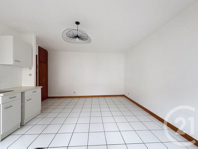 Appartement F2 &agrave; louer - 2 pi&egrave;ces - 39,83 m2 - Remiremont - 88 - LORRAINE