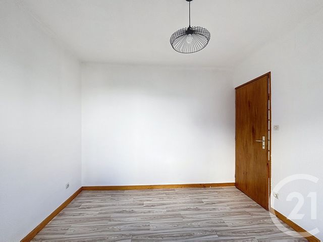 Appartement F2 &agrave; louer - 2 pi&egrave;ces - 39,83 m2 - Remiremont - 88 - LORRAINE