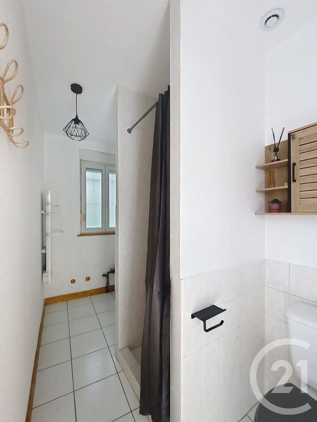 Appartement F2 &agrave; louer - 2 pi&egrave;ces - 39,83 m2 - Remiremont - 88 - LORRAINE