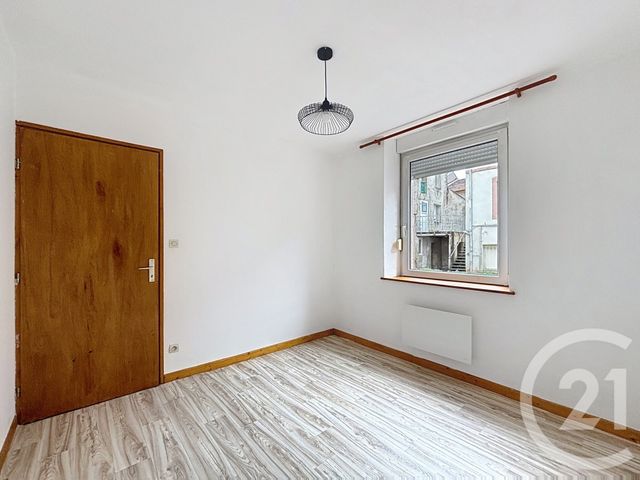 Appartement F2 &agrave; louer - 2 pi&egrave;ces - 39,83 m2 - Remiremont - 88 - LORRAINE