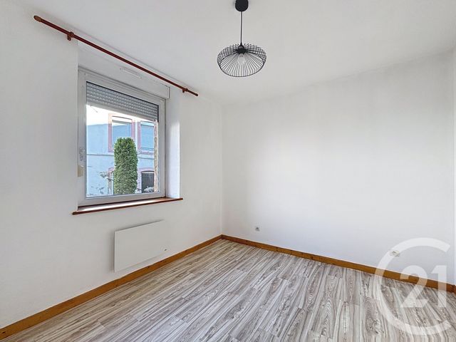Appartement F2 &agrave; louer - 2 pi&egrave;ces - 39,83 m2 - Remiremont - 88 - LORRAINE