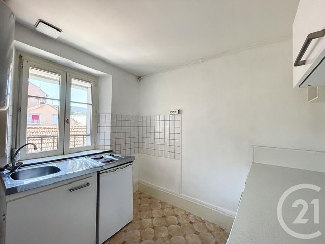 Appartement F2 &agrave; louer - 2 pi&egrave;ces - 45,26 m2 - Remiremont - 88 - LORRAINE
