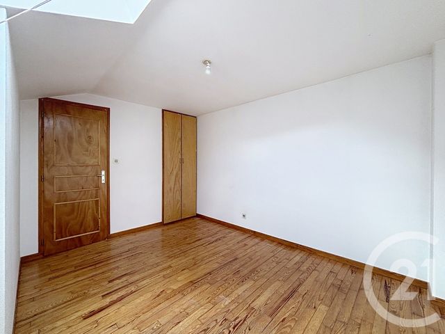 Appartement F3 &agrave; louer - 3 pi&egrave;ces - 82,79 m2 - Remiremont - 88 - LORRAINE