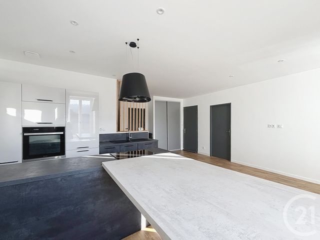 Appartement F3 &agrave; louer - 3 pi&egrave;ces - 65,08 m2 - Remiremont - 88 - LORRAINE