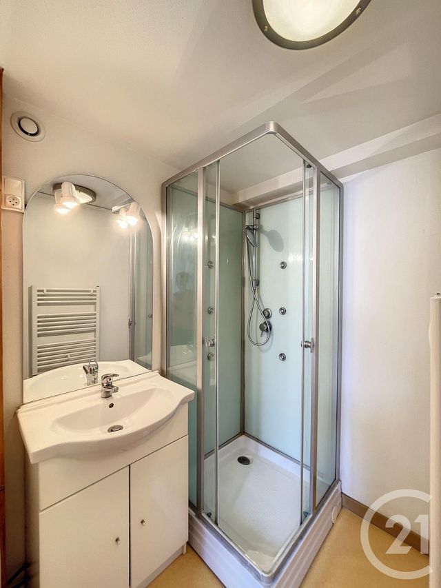 Appartement Studio &agrave; louer - 1 pi&egrave;ce - 22 m2 - Epinal - 88 - LORRAINE