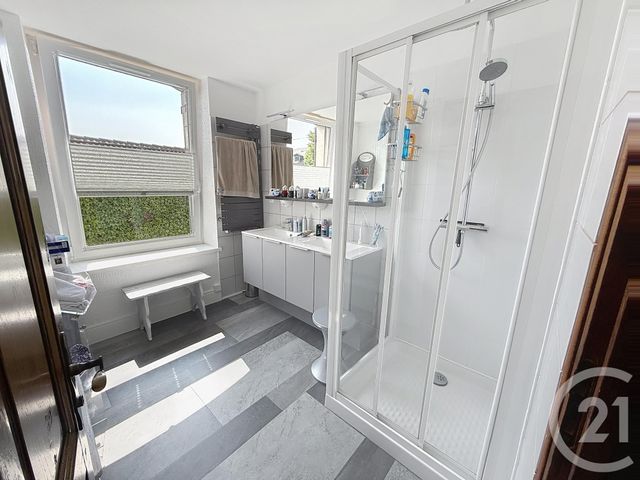 Appartement F4 &agrave; vendre - 4 pi&egrave;ces - 106,10 m2 - Remiremont - 88 - LORRAINE