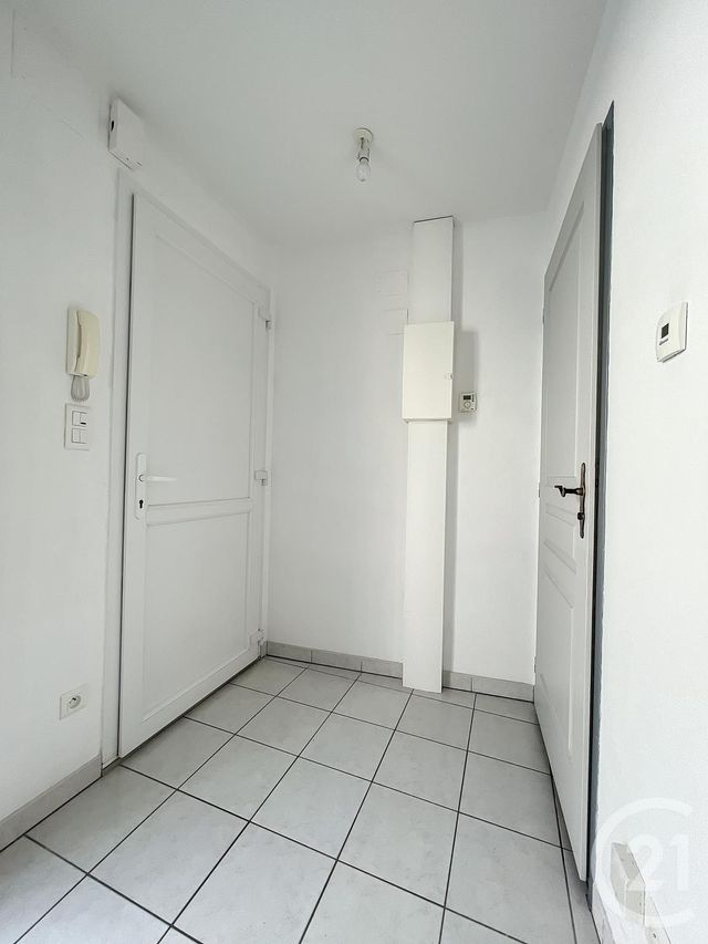 Appartement Duplex &agrave; louer - 2 pi&egrave;ces - 44,86 m2 - Remiremont - 88 - LORRAINE